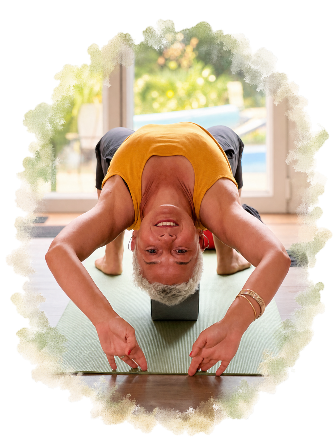 Photo de Stéphanie IZARN, accompagnatrice et organisatrice de séjours de Jeûne, randonnée et yoga en Provence à La Maison du Jeûne